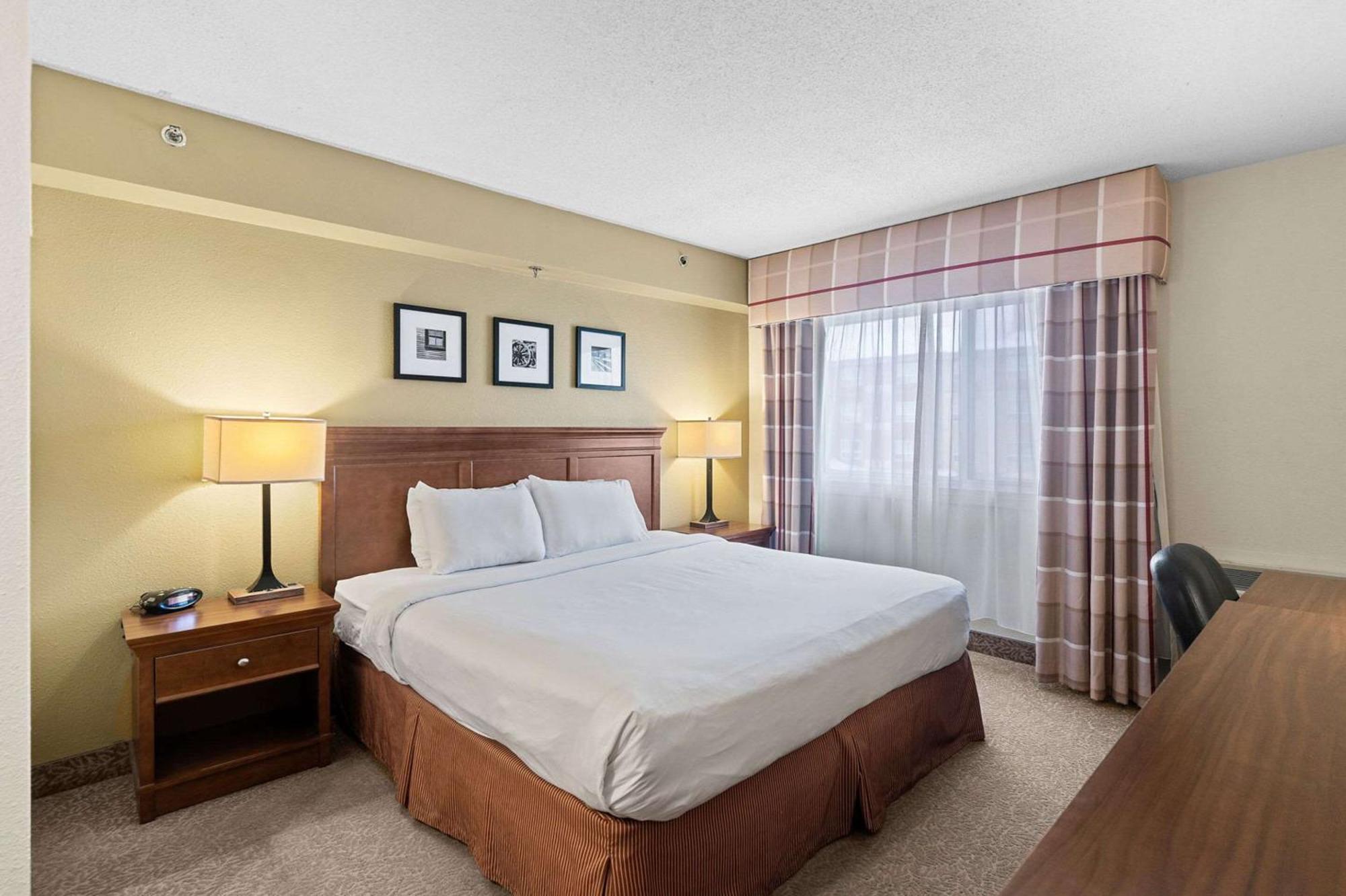 Country Inn & Suites By Radisson, Saskatoon, Sk Exterior foto