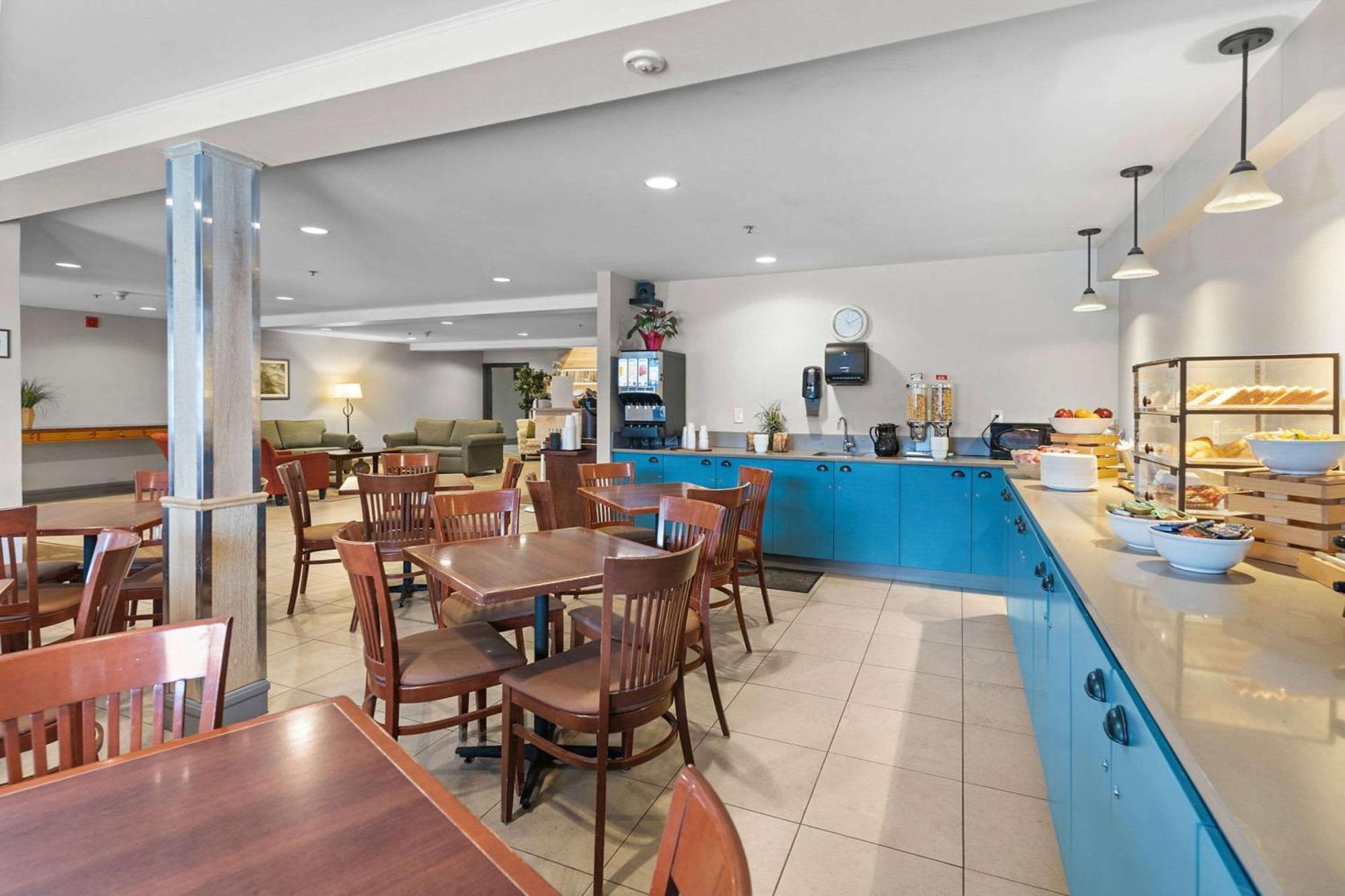 Country Inn & Suites By Radisson, Saskatoon, Sk Exterior foto